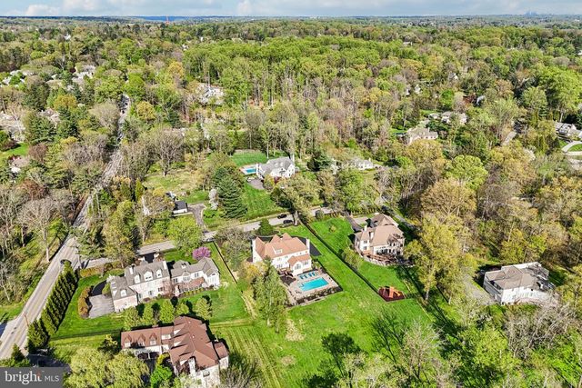 486 CHURCH RD, Devon, PA 19333