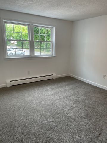 206 Rock St M5, Norwood, MA 02062