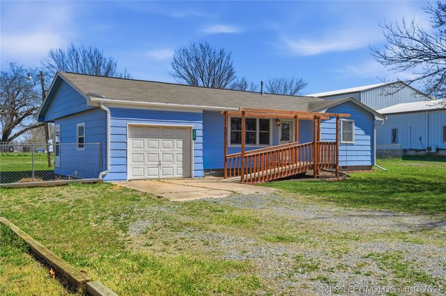 206 N Coal, Chouteau, OK 74337