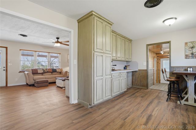 206 N Coal, Chouteau, OK 74337