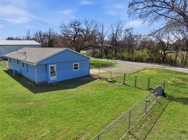 206 N Coal, Chouteau, OK 74337