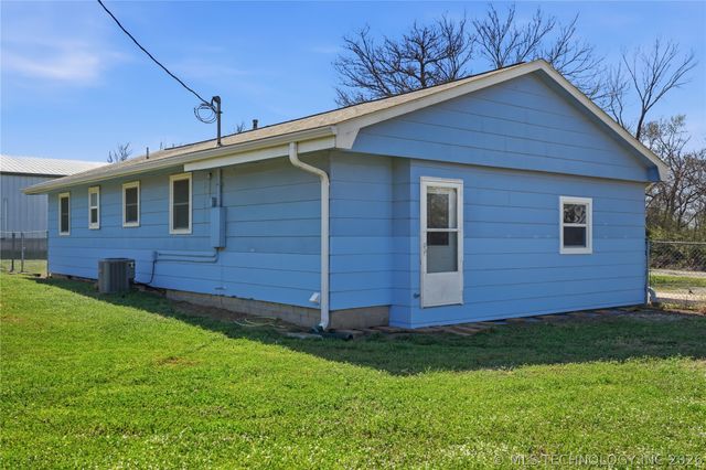 206 N Coal, Chouteau, OK 74337