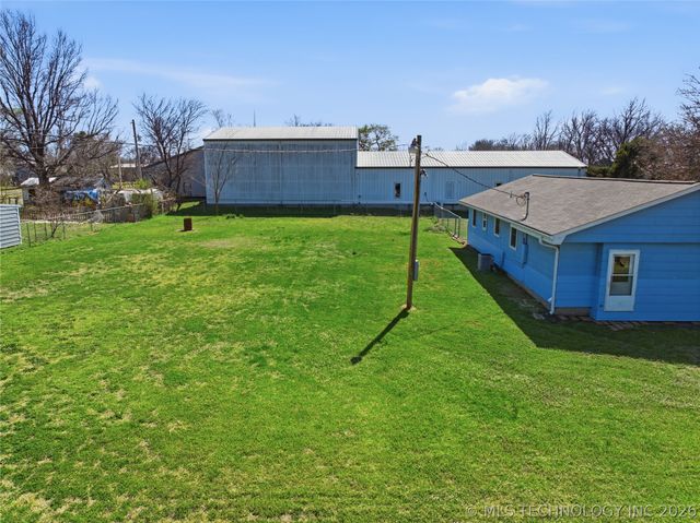 206 N Coal, Chouteau, OK 74337