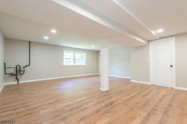 52 Channing Dr, Ringwood Boro, NJ 07456
