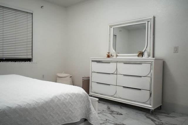 4180 NE 21st St, Homestead, FL 33033