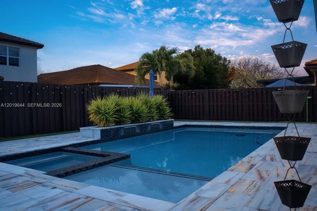 4180 NE 21st St, Homestead, FL 33033