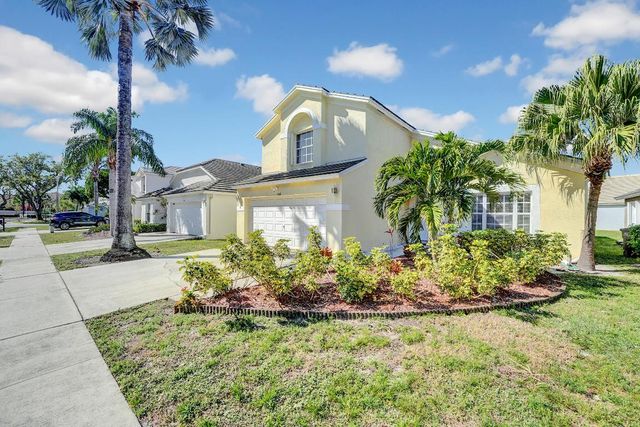 2008 Normandy Circle, West Palm Beach, FL 33409