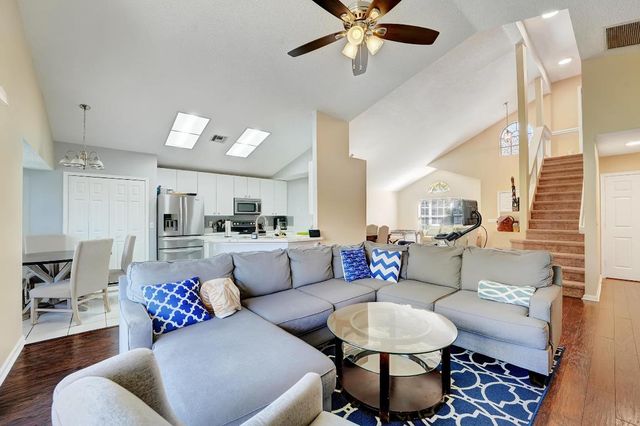 2008 Normandy Circle, West Palm Beach, FL 33409