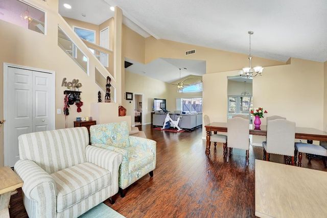 2008 Normandy Circle, West Palm Beach, FL 33409