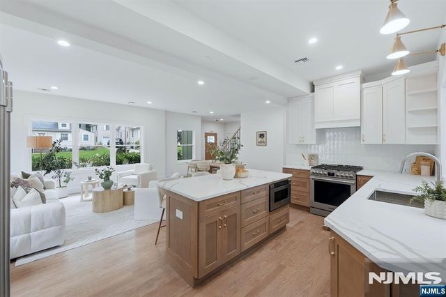 37-39 Maple Avenue, West Orange, NJ 07052