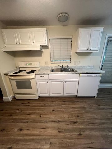 2833 SE 18TH TERRACE, Okeechobee, FL 34974