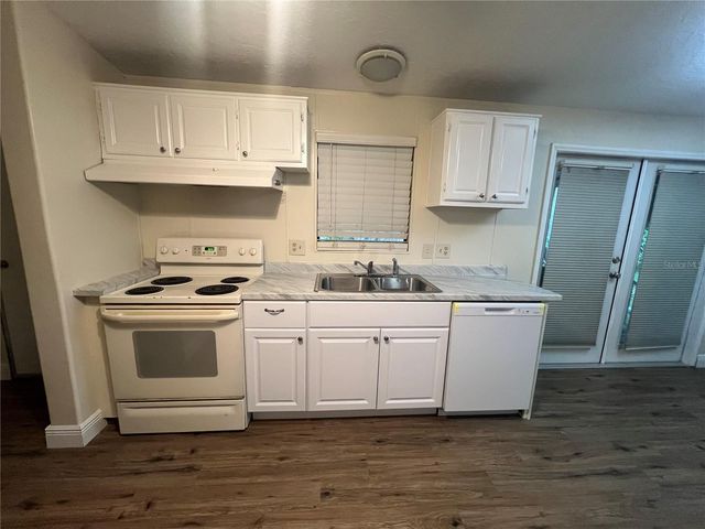 2833 SE 18TH TERRACE, Okeechobee, FL 34974