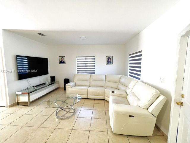 2914 SE 15th Ter, Homestead, FL 33035