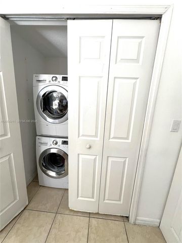 2914 SE 15th Ter, Homestead, FL 33035