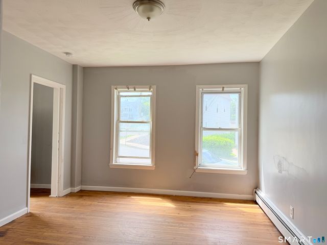 271 Glen Street, New Britain, CT 06053