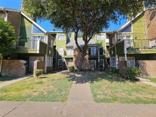 9823 Walnut Street 208, Dallas, TX 75243