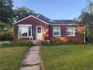 4260 Cooper Avenue, Royal Oak, MI 48073