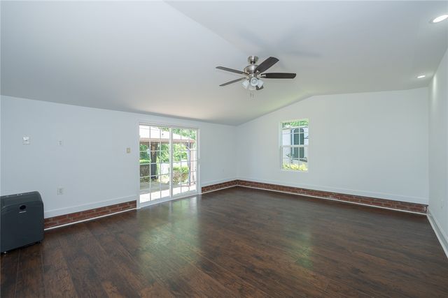 104 Kingscreek Drive, Greer, SC 29650