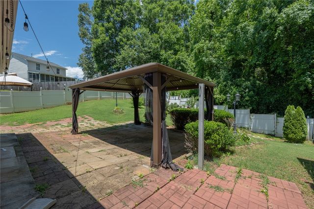 104 Kingscreek Drive, Greer, SC 29650