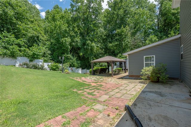 104 Kingscreek Drive, Greer, SC 29650