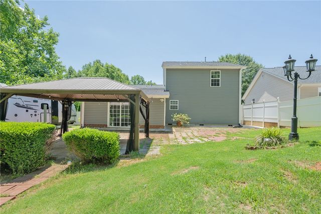 104 Kingscreek Drive, Greer, SC 29650