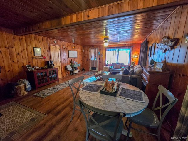 11573 County Road 440 Road, Wetmore, MI 49895