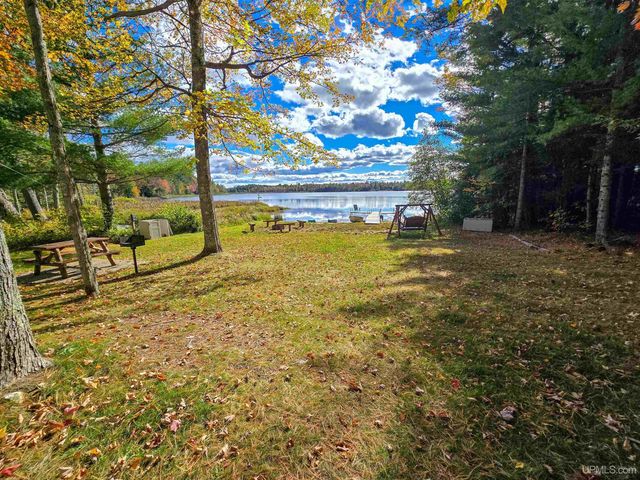 11573 County Road 440 Road, Wetmore, MI 49895