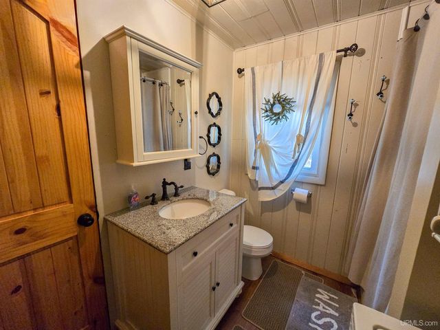 11573 County Road 440 Road, Wetmore, MI 49895