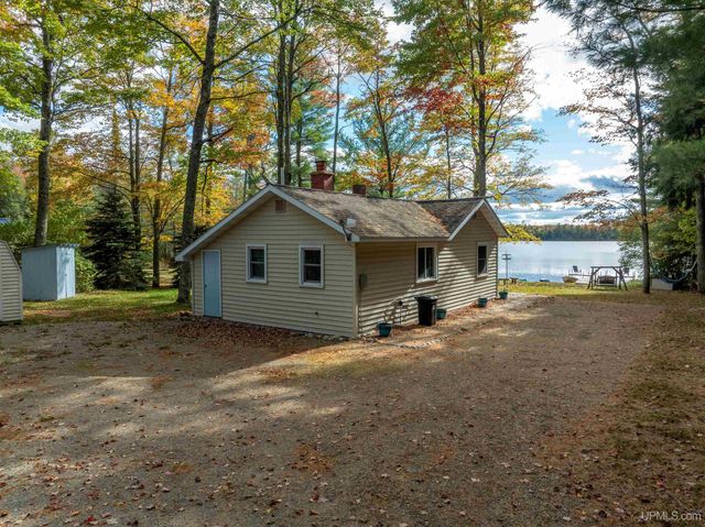 11573 County Road 440 Road, Wetmore, MI 49895