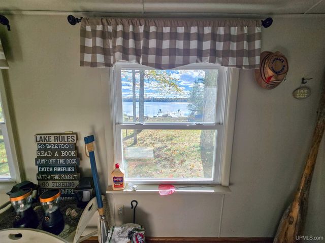 11573 County Road 440 Road, Wetmore, MI 49895