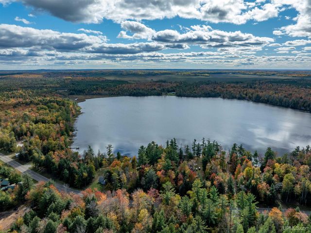 11573 County Road 440 Road, Wetmore, MI 49895