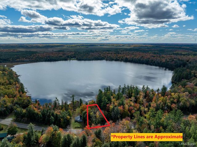 11573 County Road 440 Road, Wetmore, MI 49895