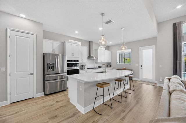5515 MADRIGAL WAY, Apollo Beach, FL 33572