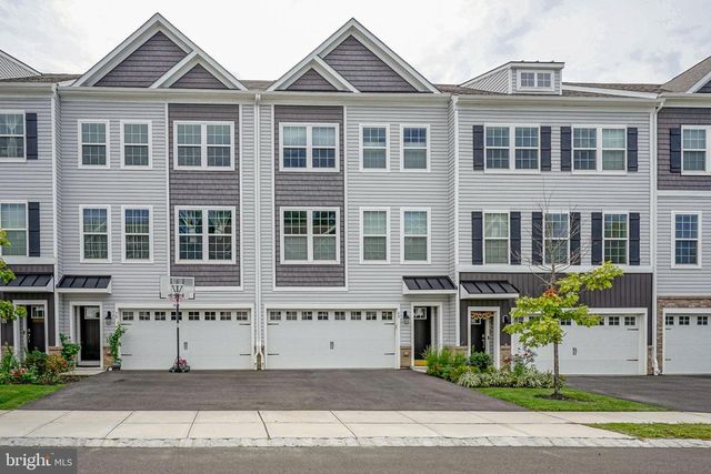 60 AUTUMN PARK DR, Medford, NJ 08055