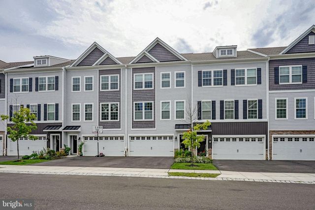 60 AUTUMN PARK DR, Medford, NJ 08055