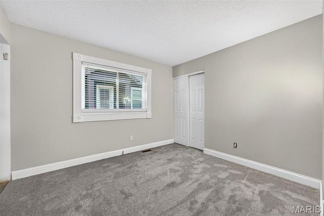 1106 Wild Plum Drive, St Peters, MO 63303
