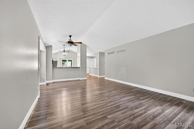 1106 Wild Plum Drive, St Peters, MO 63303