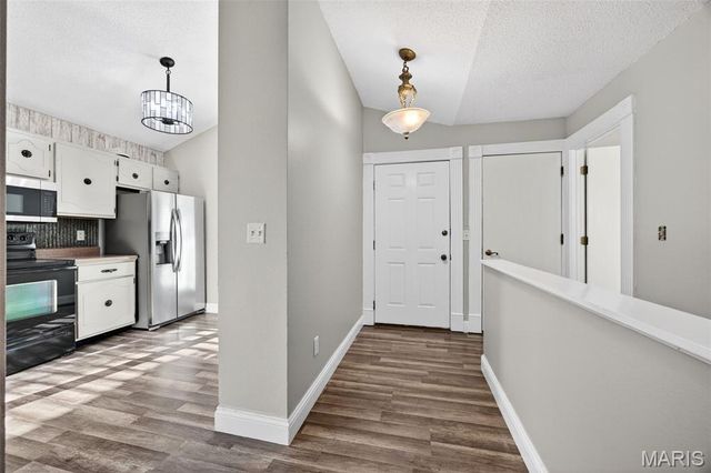 1106 Wild Plum Drive, St Peters, MO 63303