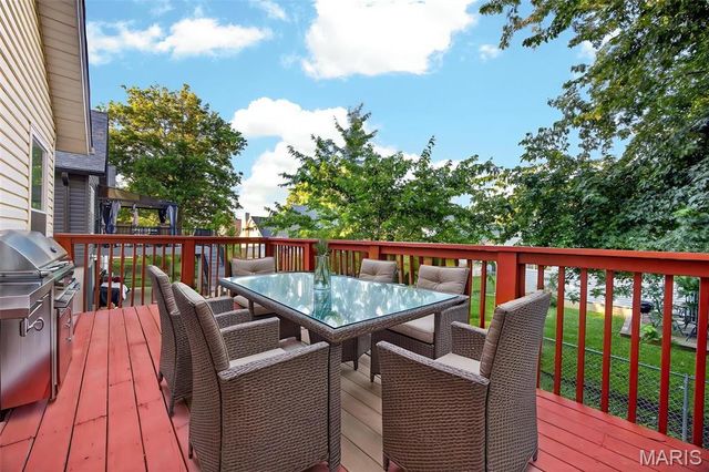 1106 Wild Plum Drive, St Peters, MO 63303