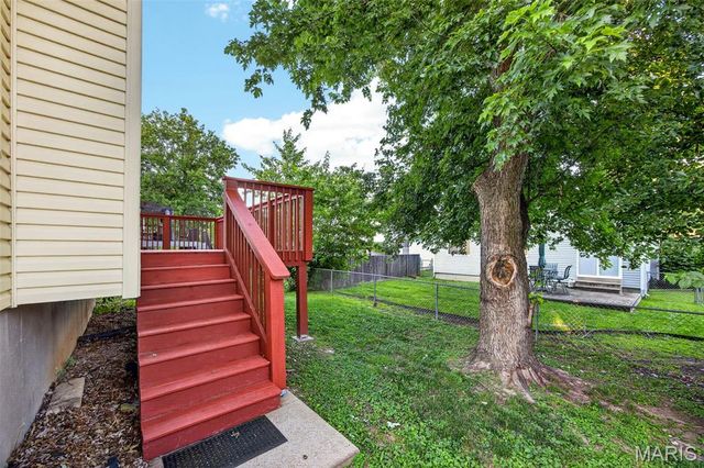 1106 Wild Plum Drive, St Peters, MO 63303