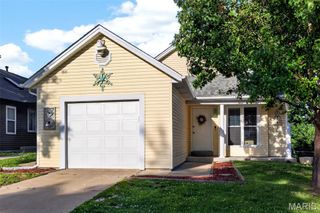 1106 Wild Plum Drive, St Peters, MO 63303