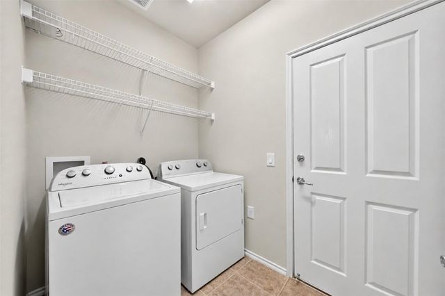 13600 Breton Ridge Street 17D, Houston, TX 77070