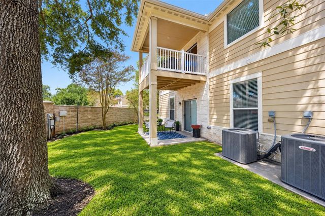 13600 Breton Ridge Street 17D, Houston, TX 77070