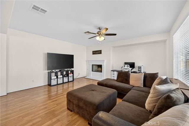 34581 Spindle Tree, Winchester, CA 92596