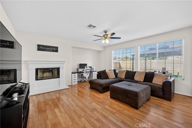 34581 Spindle Tree, Winchester, CA 92596