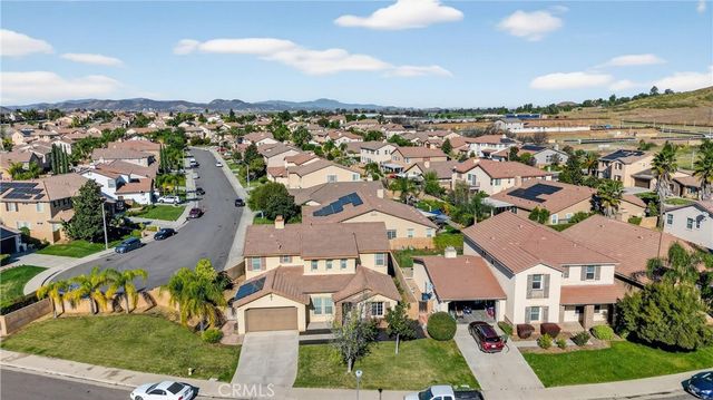 34581 Spindle Tree, Winchester, CA 92596