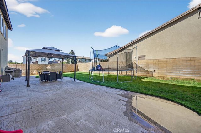 34581 Spindle Tree, Winchester, CA 92596