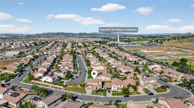 34581 Spindle Tree, Winchester, CA 92596