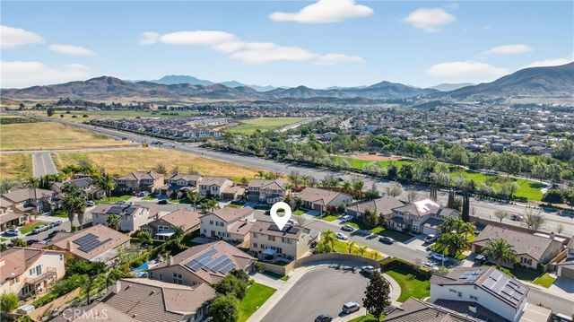 34581 Spindle Tree, Winchester, CA 92596