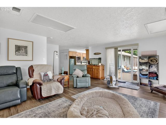 22280 S KAMRATH Rd, Oregon City, OR 97045